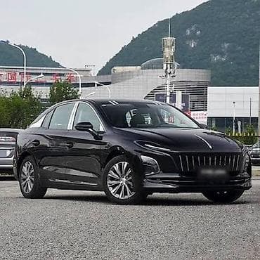 Brilliance : 2022 г., Автомат, Бензин, Седан