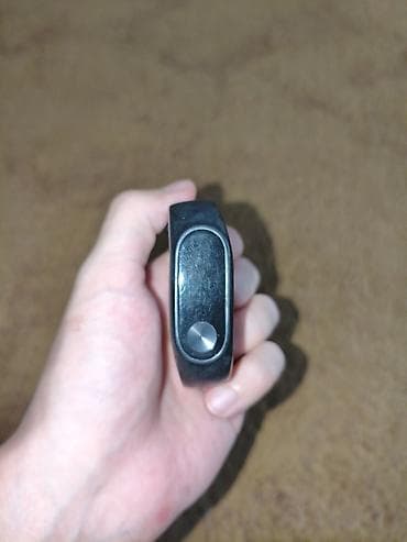Фитнес-браслет Xiaomi Mi Band 2 (черный) рабочий, зарядки нет at lalafo.kg Фитнес-браслет Xiaomi Mi Band 2 (черный) рабочий, зарядки нет