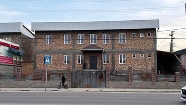 я ищу дом: Срочно сдается в аренду коммерческое помещение на первой линии по ул — 1