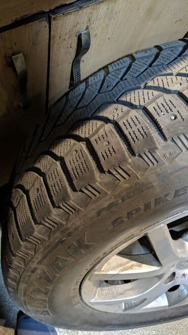 шинный центр бишкек кудайберген: Шиналар 245 / 65 / R 17, Кыш, Колдонулган, Комплект, Жол тандабастар (АТ/МТ), Жапония, Bridgestone — 1