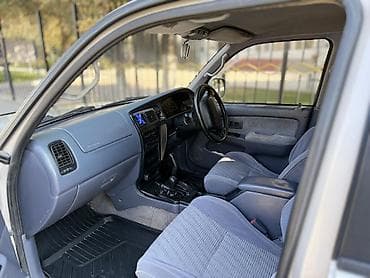 малометражки авто: Toyota Hilux Surf: 1997 г., 3 л, Автомат, Дизель, Внедорожник — 8