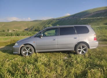 двигатель пассат б3 1.8 моно купить в бишкеке: Honda Odyssey: 2000 г., 2.9 л, Автомат, Бензиновая, Минивэн — 1
