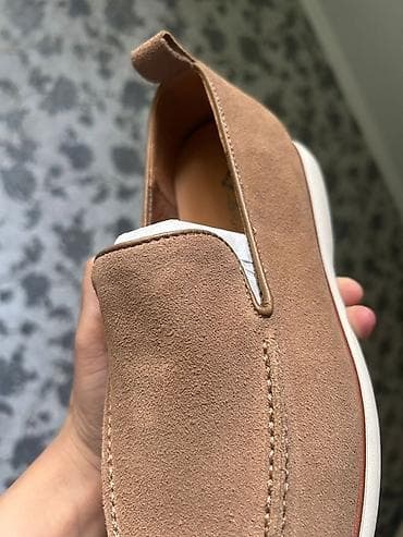 летние макасины: Лоферы из замши - Материал верха: мягкая бежевая замша - Конструкция — 3