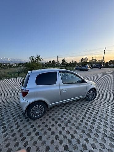 1000 к: Toyota Yaris: 1999 г., 1 л, Ручные, Бензин, Хэтчбэк — 3