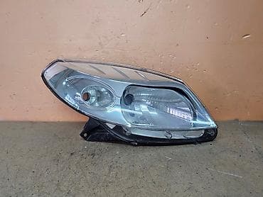 Передняя правая фара Renault 2010 г., Б/у, Оригинал