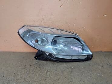 запчасти на рено премиум: Передняя правая фара Renault 2010 г., Б/у, Оригинал — 1