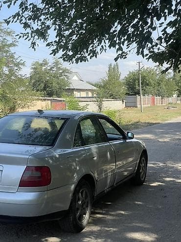 гольф 2 сиденья: Audi A4: 1998 г., Бензин, Седан — 7