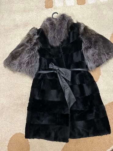 бу берса: Продаю женскую шубу. Стойко воротник и рукава из барсука Все — 2