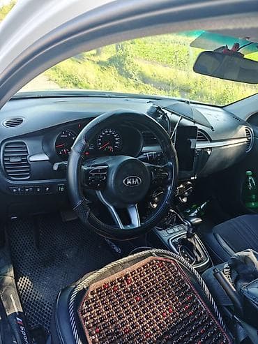 машина газ 66: Kia Rio: 2019 г., 1.6 л, Автомат, Седан — 5