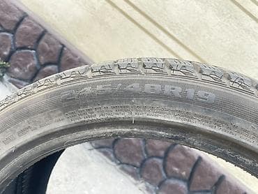 на тико: Зимние шины (без шипов), комплект из 4 шт. - Размер: 245/40 R19 - — 3