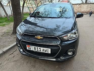 Chevrolet Spark: 2016 г., 1 л, Автомат, Бензин, Хэтчбэк