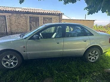 Audi A4: 1996 г., Автомат, Бензин, Седан — 7