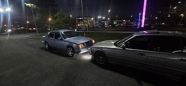 времени: Mercedes-Benz W124: 1990 г., Седан — 7