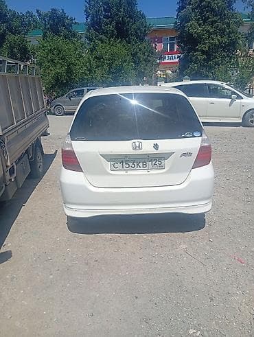 сатам алам: Honda Fit: 2001 г., Вариатор, Бензин, Хетчбек — 3