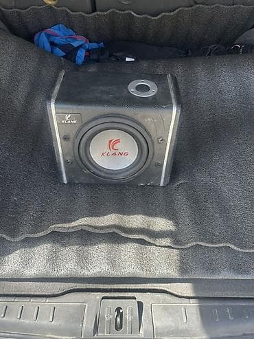 Сабвуфер KLANG в корпусе для автомобиля. Особенности: - Корпус