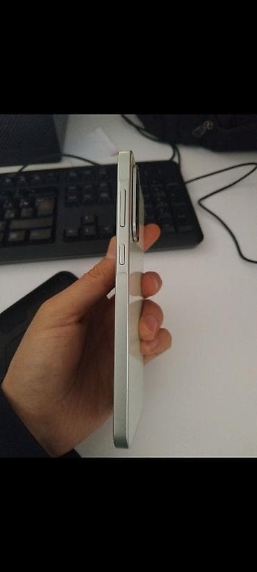 Техника и электроника: Samsung Galaxy A36 в идеале с коробкой. пользовался мало, как второй — 3