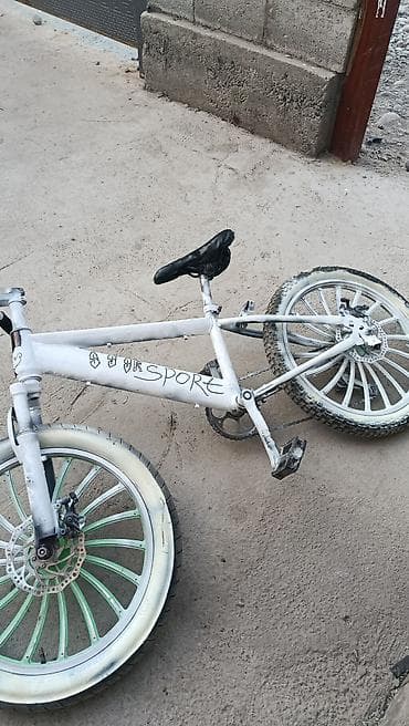 BMX/стрит велосипед кастом - Жесткая стальная рама BMX формата 20" -