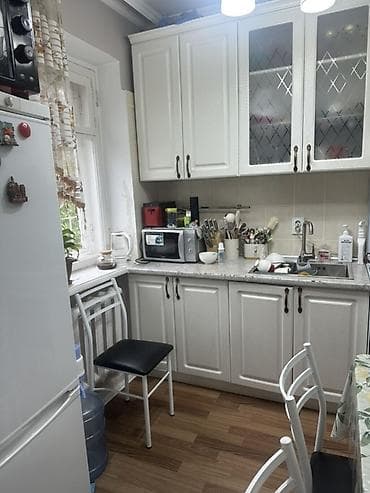 56: 3 комнаты, 56 м², Хрущевка, 4 этаж, Косметический ремонт — 2