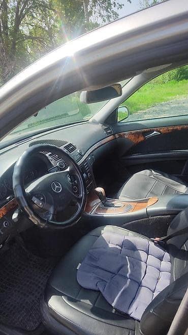 Mercedes-Benz E-Class: 2003 г., 3.2 л, Автомат, Бензин, Седан — 4