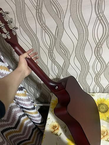 балык кармагыч: Акустическая гитара 6-струнная, форма корпуса дредноут с вырезом — 3