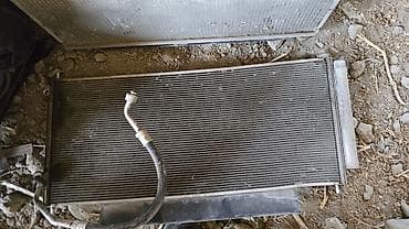 Продаю Радиаторный комплект для фит. - Основной радиатор охлаждения at lalafo.kg Продаю Радиаторный комплект для фит. - Основной радиатор охлаждения