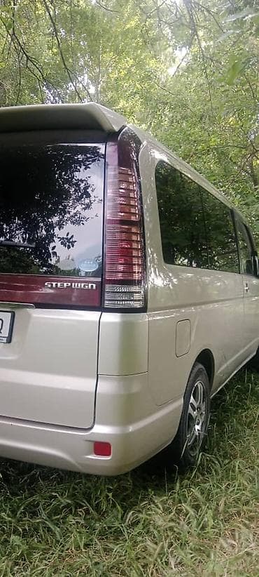 Транспорт: Honda Stepwgn: 2005 г., 0.2 л, Автомат, Бензин, Минивэн — 3