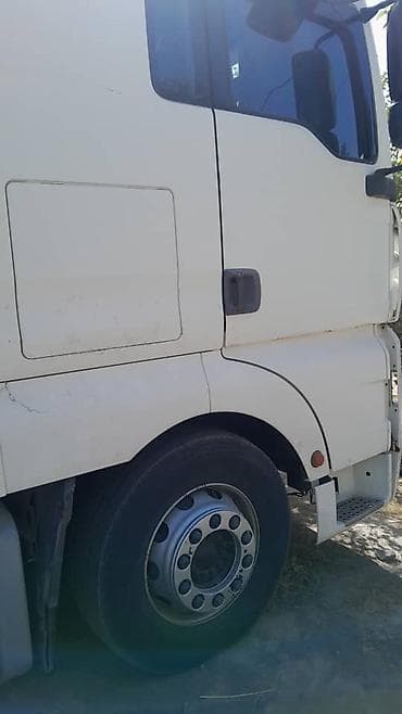 chevrolet lachetti: Тягач, MAN, 2003 г. — 6