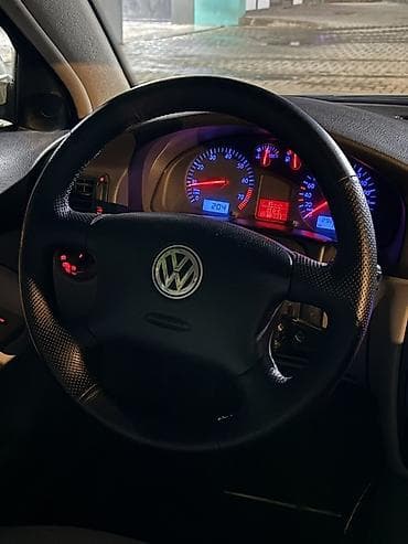 k 8: Volkswagen Passat: 1999 г., 1.8 л, Автомат, Бензин, Седан — 9