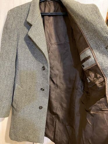 Пальто: Продаю полупальто шерстяное мужское б/у в хорошем состоянии. Размер — 2