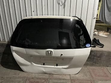 Крышка багажника и задний фонарь для Honda. - Оригинальная пятая