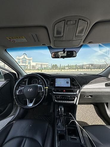 Продажа авто: Hyundai Sonata: 2018 г., 2 л, Автомат, Газ, Седан — 8