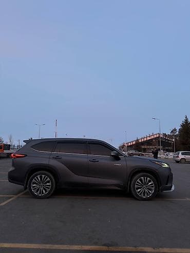 фара мазда 323: Toyota Highlander: 2021 г., 2.5 л, Автомат, Гибрид, Кроссовер — 4