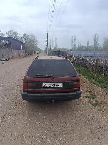 продаю морнинг: Volkswagen Passat Variant: 1992 г., Универсал — 4