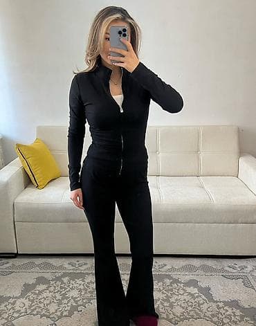 Женский костюм-двойка на молнии Состояние: новый Размер: стандарт — 5