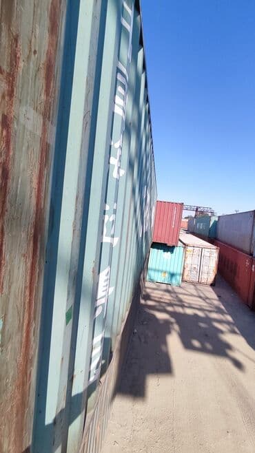 продаю вагончик: Контейнер. Продаю контейнер 40 футов морской длина12,2м 2,9м высота — 4