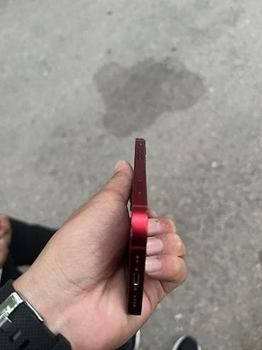 ıphone 13: IPhone 13, Красный — 4