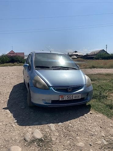 лента машина: Honda Fit: 2002 г., 1.3 л, Механика, Бензин, Хэтчбэк — 1