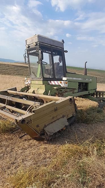 робот манипулятор: Самоходная косилка Fortschritt E 303 - Ширина захвата жатки — около 3 — 3