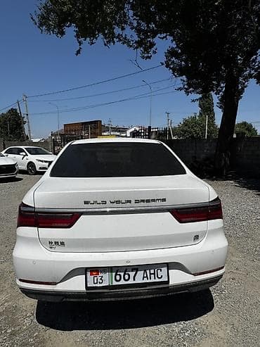 прикурит машину: BYD Qin: 2023 г., Седан — 7