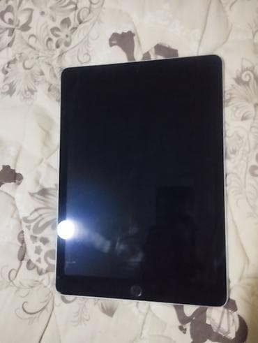 Планшеты: IPad Pro (модель MLQ32LL/A), 128 ГБ, Wi‑Fi + Cellular - Дисплей 9,7 — 3
