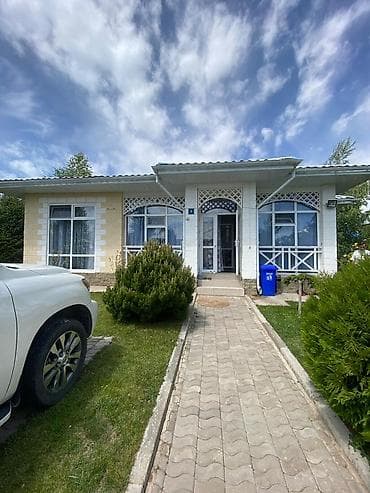 kyrgyz home: Коттедж, Домик у Озера ЦО Dordoi Resorts, Кош-Кол, Парковка, стоянка, Охраняемая территория, Футбольное поле — 6