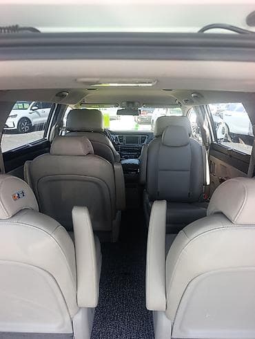 Kia Carnival: 2019 г., 2.2 л, Автомат, Дизель, Минивэн — 9