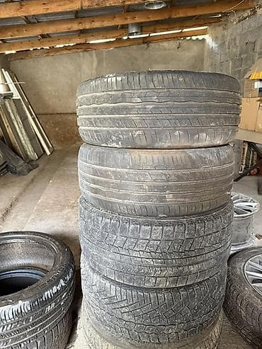 Комплект автомобильных шин 18" - Размер: 255/45 R18 (на борту видна
