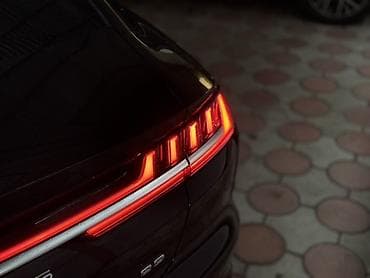 электромобильи: BYD E9: 2021 г., Электромобиль, Седан — 6