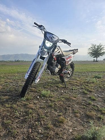 Эндуро 250 куб. см, Бензин, Взрослый, Б/у