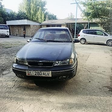 арзан машине: Daewoo Nexia: 1994 г., 1.5 л, Кол менен иштөөчү, Бензин, Седан — 2