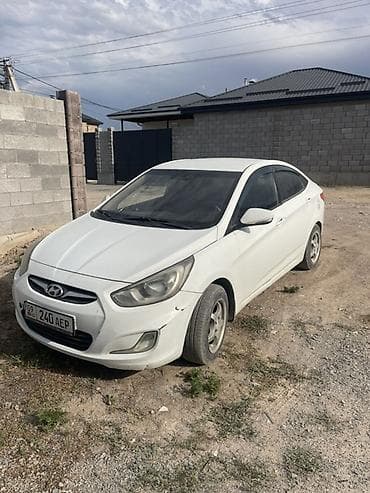 Продажа авто: Hyundai Solaris: 2011 г., 1.4 л, Автомат, Бензин, Седан — 2