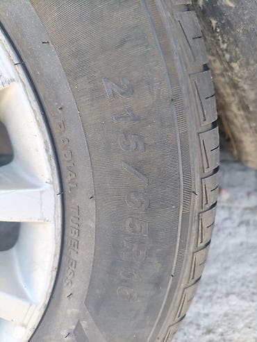 кел кел: Дөңгөлөктөр монтажда 215 / 65 / R 16, Жай, Колдонулган, Комплект, Жеңил унаалар, Куйма, тешиктери - 4 — 4