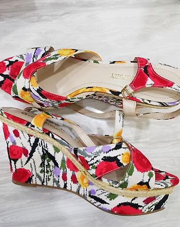 Туфли: Новые летние сабо на танкетке на широкую ногу. Подойдет на 39 и на 40 — 1