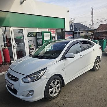 соната нюрайс 2019: Hyundai Accent: 2013 г., 1.6 л, Автомат, Бензин, Седан — 10